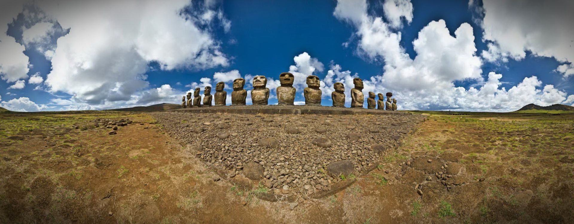 Ahu Tongariki (Middle Front)