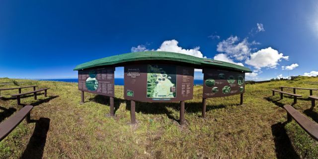 (lot of stuff to read directly on the pano) Orongo is a stone village and ceremonial center at the southwestern tip of Rapa Nui. Until the mid-nineteenth century  Orongo was the center of the birdman cult, which hosted an annual race to bring the first manutara (sooty tern) egg from the islet of Motu Nui to Orongo. The site has numerous petroglyphs, mainly of tangata manu (birdmen). The motus (small islands) are Motu Iti and Motu Nui.