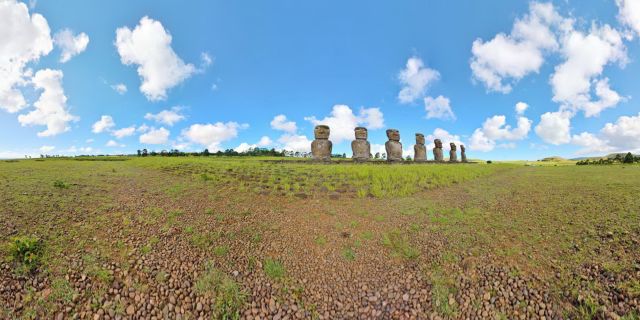 Unlike other Rapa Nui ceremonial centers with ahu, the Akivi-Vaiteka Complex is not located on the coast. In contrast to the monumental statuary at other sites on the island, the moai at Ahu Akivi face the ocean.