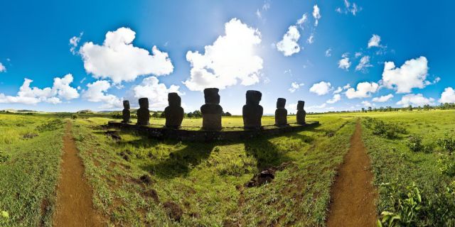 Unlike other Rapa Nui ceremonial centers with ahu, the Akivi-Vaiteka Complex is not located on the coast. In contrast to the monumental statuary at other sites on the island, the moai at Ahu Akivi face the ocean.