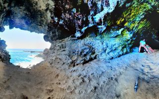 Las  Dos Ventanas Caves